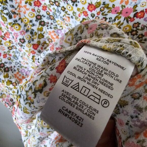 Floral Women's Top - Picture 14 of 16